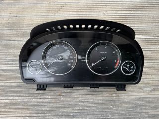 bontott BMW 5 F11 Kilométeróra