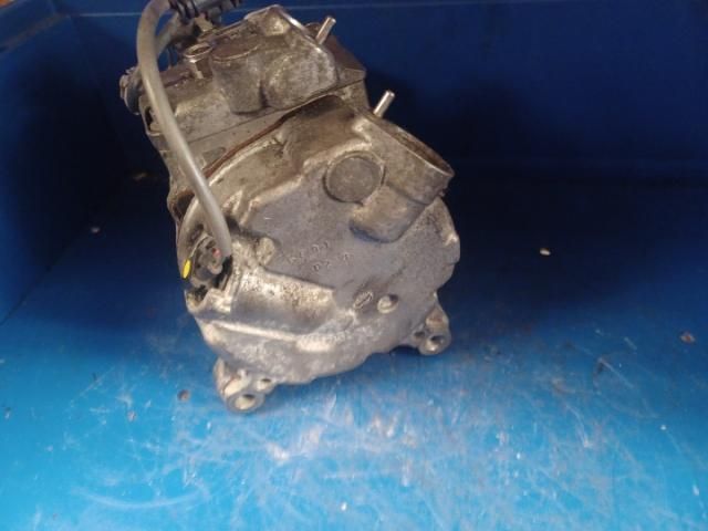 bontott BMW 5 F11 Klímakompresszor