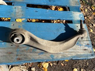 bontott BMW 5 F11 Bal első Lengőkar