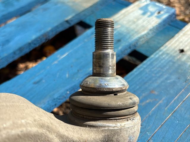 bontott BMW 5 F11 Bal első Lengőkar