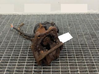 bontott BMW 5 F11 Bal hátsó Féknyereg Munkahengerrel