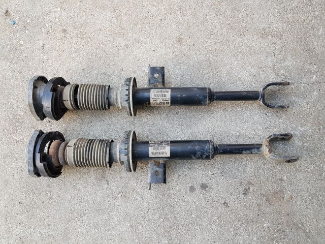 bontott BMW 5 F11 Első Lengéscsillapító Pár