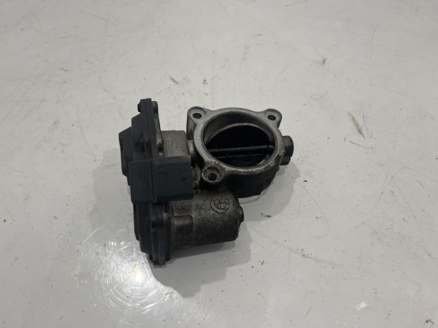 bontott BMW 5 F11 Fojtószelep (Elektromos)