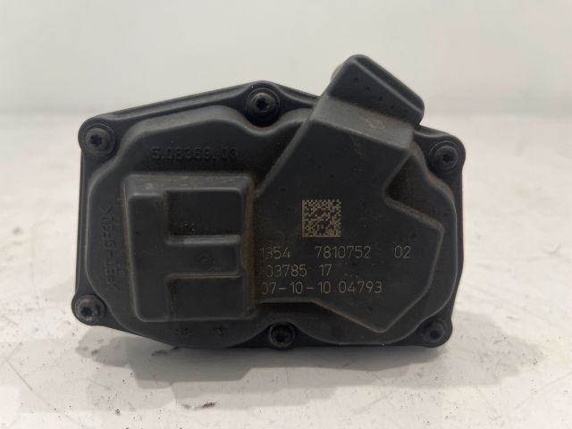 bontott BMW 5 F11 Fojtószelep (Elektromos)