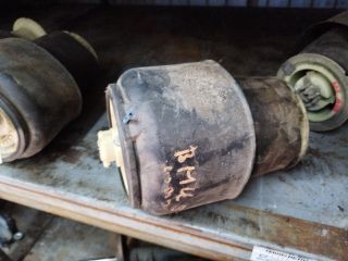 bontott BMW 5 F11 Hátsó Rugó