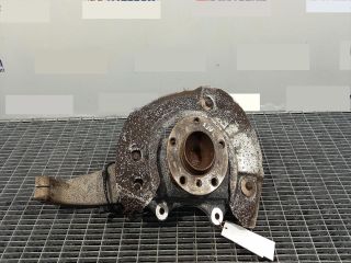 bontott BMW 5 F11 Jobb első Csonkállvány