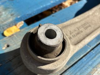 bontott BMW 5 F11 Jobb első Lengőkar