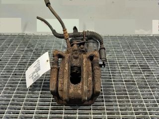 bontott BMW 5 F11 Jobb hátsó Féknyereg Munkahengerrel