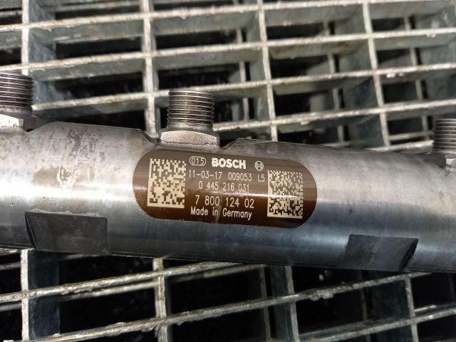 bontott BMW 5 F11 Közösnyomócső