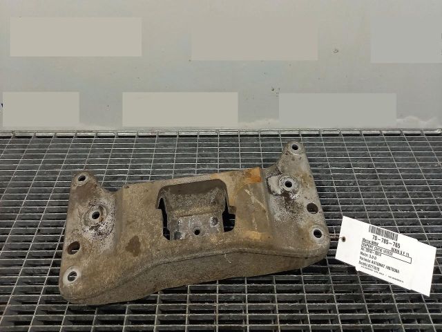 bontott BMW 5 F11 Váltó Tartó Bak (Pozíciófüggetlen)