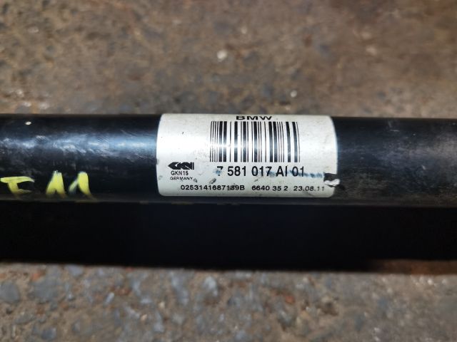 bontott BMW 5 F11 Bal hátsó Féltengely
