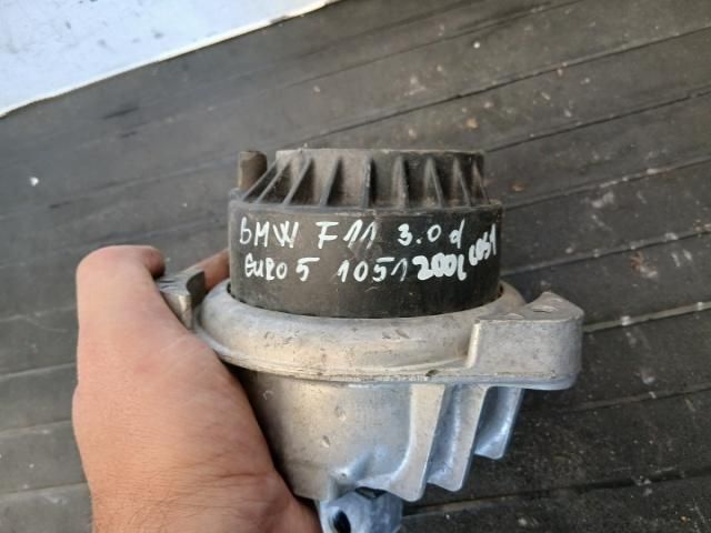 bontott BMW 5 F11 Motor Tartó Bak (Pozíciófüggetlen)