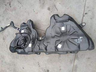 bontott BMW 5 F11 Tank