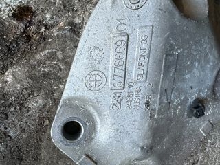 bontott BMW 5 F11 Motor Tartó Bak Bal