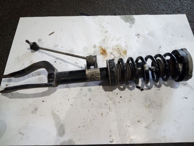 bontott BMW 5 F11 Jobb első Gólyaláb (Lengécsillapító, Rugó)