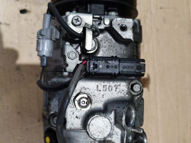bontott BMW 5 F11 Klímakompresszor