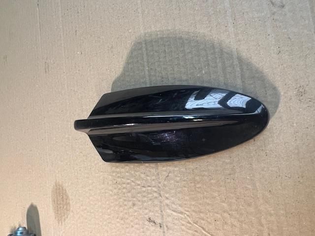 bontott BMW 5 F11 Antenna