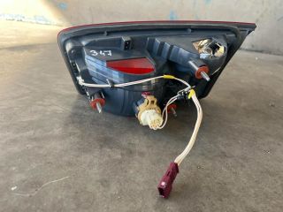 bontott BMW 5 F11 Bal Belső Hátsó Lámpa