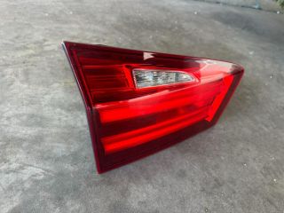 bontott BMW 5 F11 Bal Belső Hátsó Lámpa