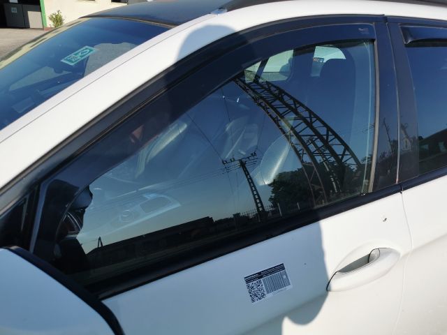 bontott BMW 5 F11 Bal első Ablak