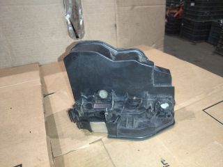 bontott BMW 5 F11 Bal első Ajtózár