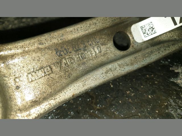 bontott BMW 5 F11 Bal első Alsó Első Lengőkar