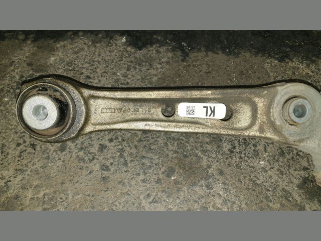 bontott BMW 5 F11 Bal első Alsó Első Lengőkar