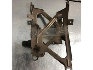 bontott BMW 5 F11 Bal Fényszóró Tartó