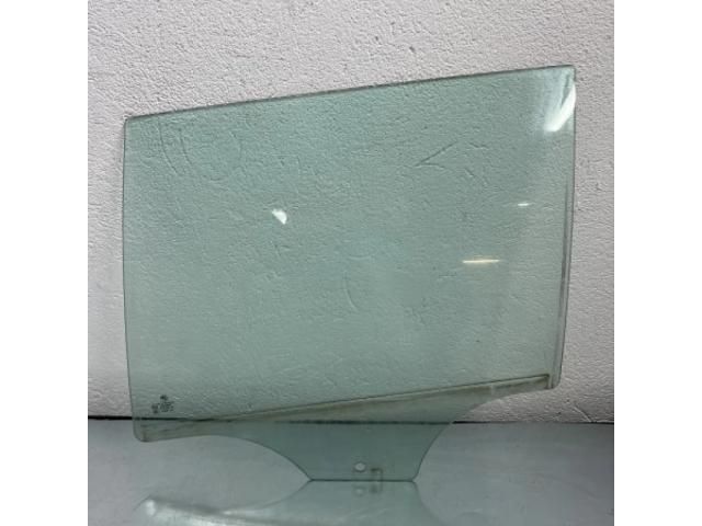 bontott BMW 5 F11 Bal hátsó Ablak