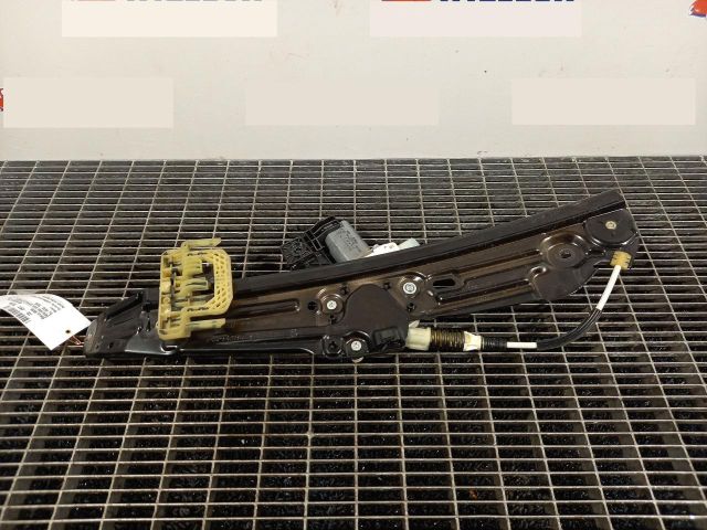 bontott BMW 5 F11 Bal hátsó Ablakemelő Szerkezet (Elektromos)