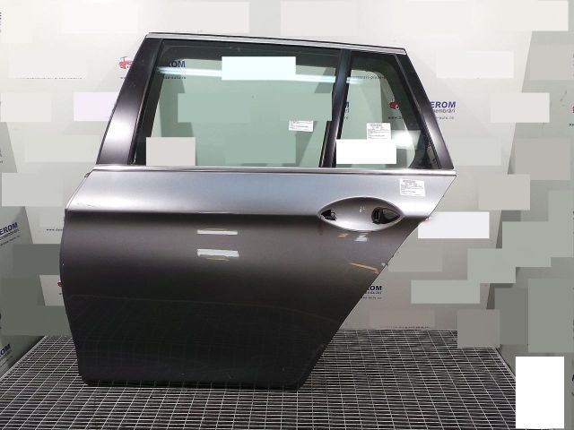 bontott BMW 5 F11 Bal hátsó Ajtó (Üres lemez)