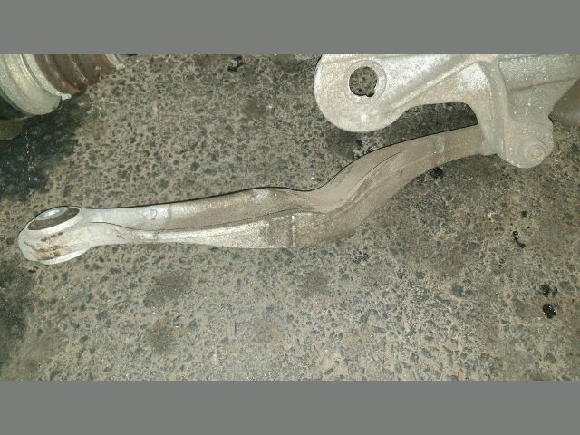 bontott BMW 5 F11 Bal hátsó Alsó Hátsó Lengőkar