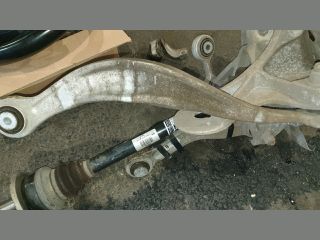 bontott BMW 5 F11 Bal hátsó Alsó Hátsó Lengőkar