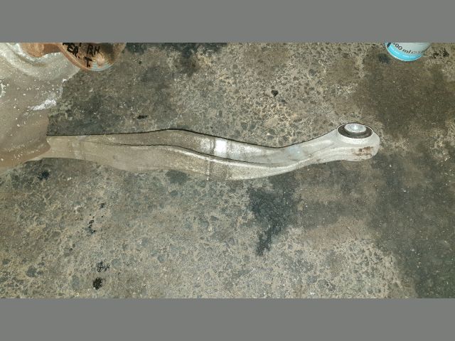 bontott BMW 5 F11 Bal hátsó Alsó Hátsó Lengőkar