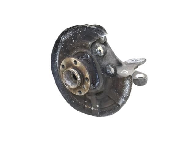 bontott BMW 5 F11 Bal hátsó Csonkállvány Kerékaggyal