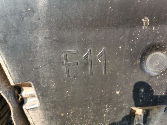 bontott BMW 5 F11 Bal hátsó Lökhárító Tartó (Műanyag)