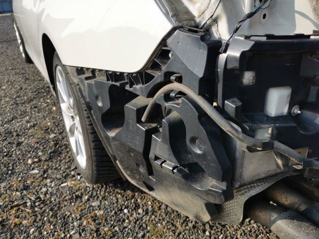 bontott BMW 5 F11 Bal hátsó Lökhárító Tartó (Műanyag)