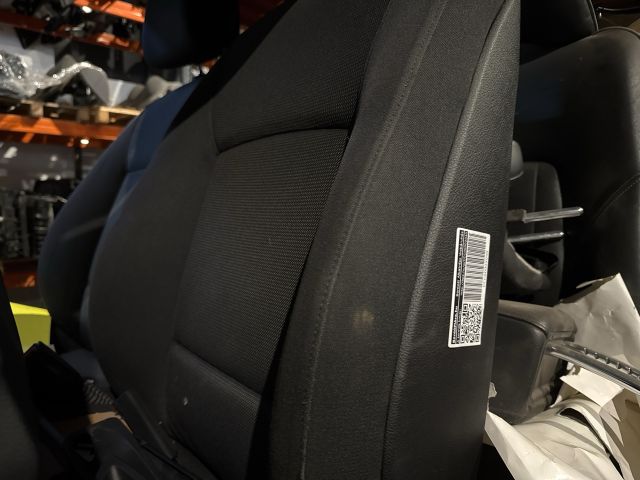 bontott BMW 5 F11 Bal Oldallégzsák