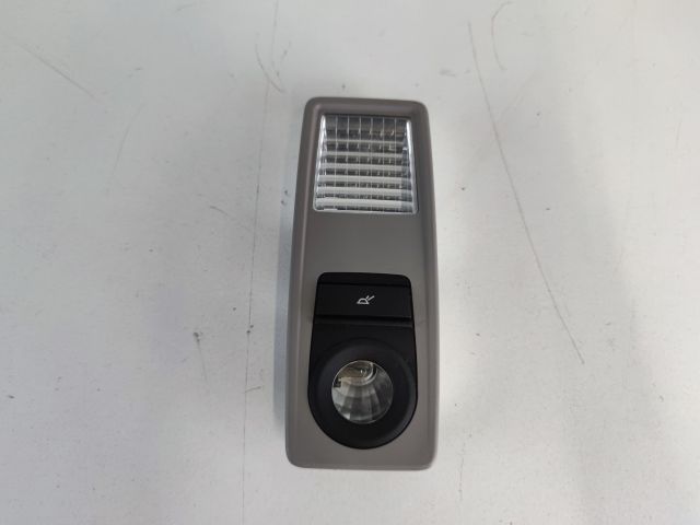 bontott BMW 5 F11 Beltér Világítás Hátsó