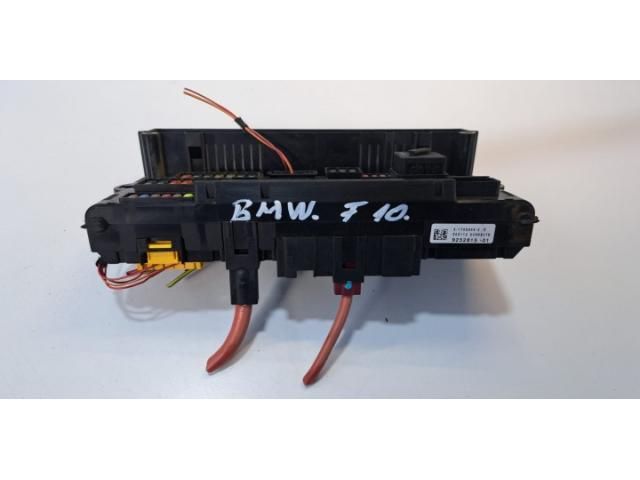 bontott BMW 5 F11 Biztosítéktábla Csomagtér