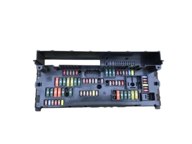 bontott BMW 5 F11 Biztosítéktábla Doboz