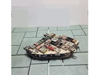 bontott BMW 5 F11 Biztosítéktábla Utastér