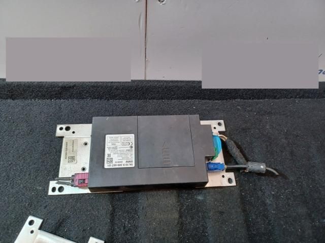 bontott BMW 5 F11 Bluetooth Elektronika