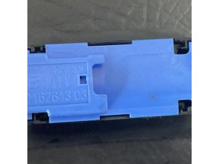 bontott BMW 5 F11 Csomagtér Nyitó Kar / Gomb