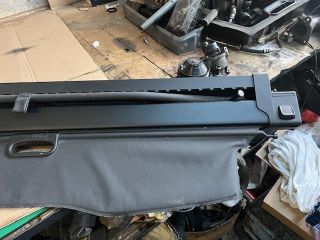 bontott BMW 5 F11 Csomagtér Roló