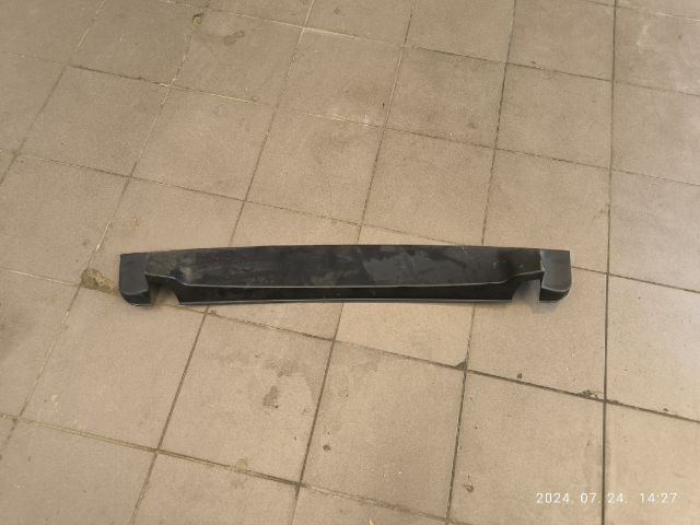 bontott BMW 5 F11 Csomagtérajtó Burkolat Felső