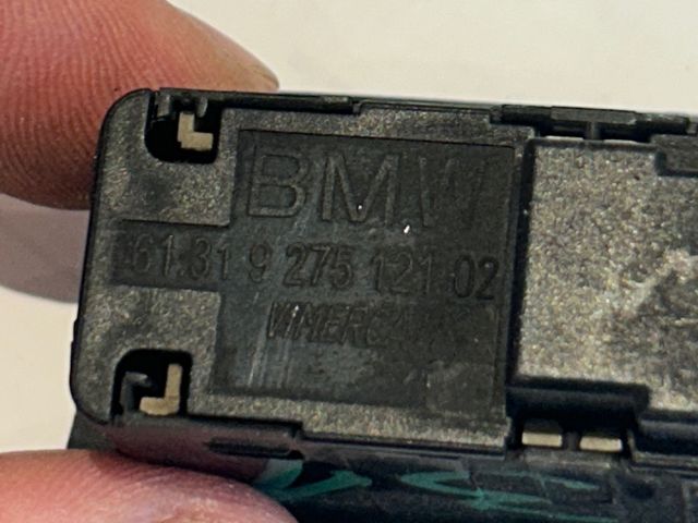 bontott BMW 5 F11 Csomagtérajtó Kapcsoló
