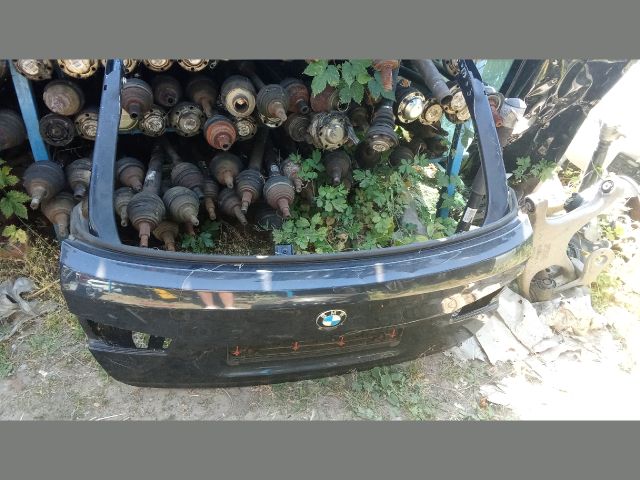 bontott BMW 5 F11 Csomagtérajtó (Részeivel)