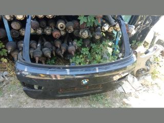 bontott BMW 5 F11 Csomagtérajtó (Részeivel)