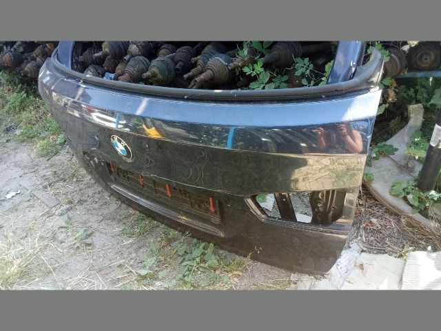 bontott BMW 5 F11 Csomagtérajtó (Részeivel)